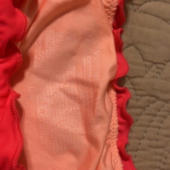 Swim suit - Picture 3 of 3